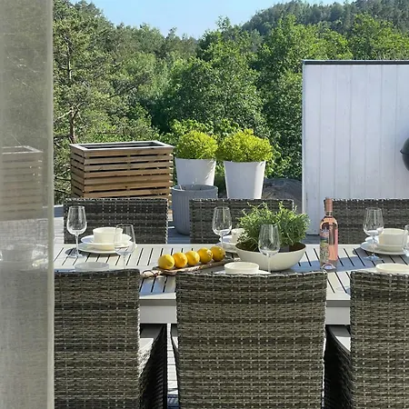 Lovely Summer House Near Risor With Boat *