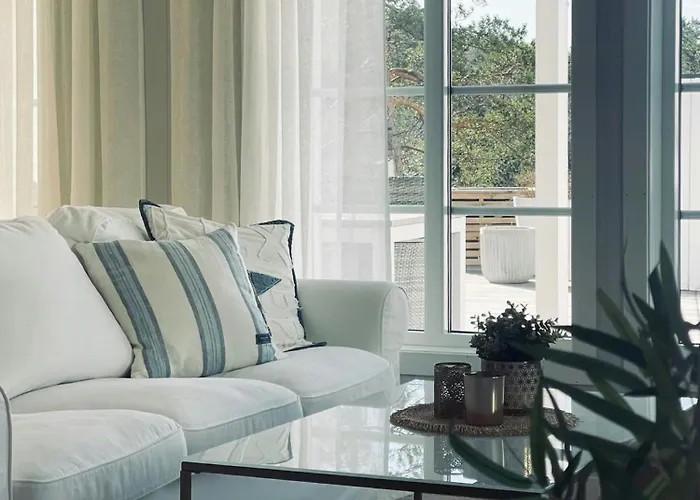 Tatil Evi Lovely Summer House Near Risor With Boat Sondeled