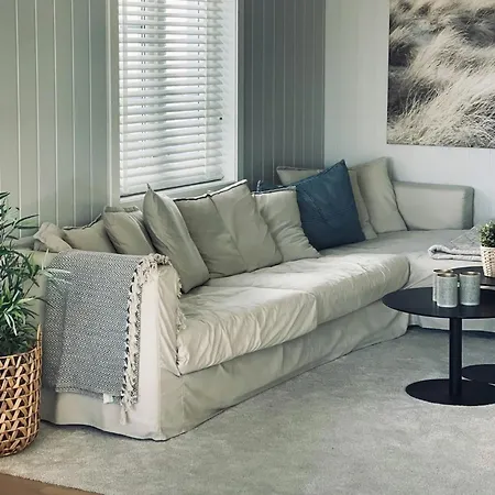 Vakkert Sommerhus Naer Risor Med Bat Дом отдыха *